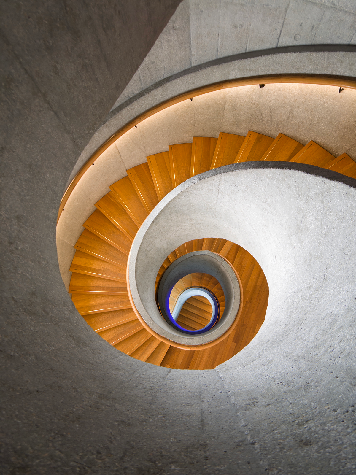 Field Test: V-Series 16mm Wide-Angle