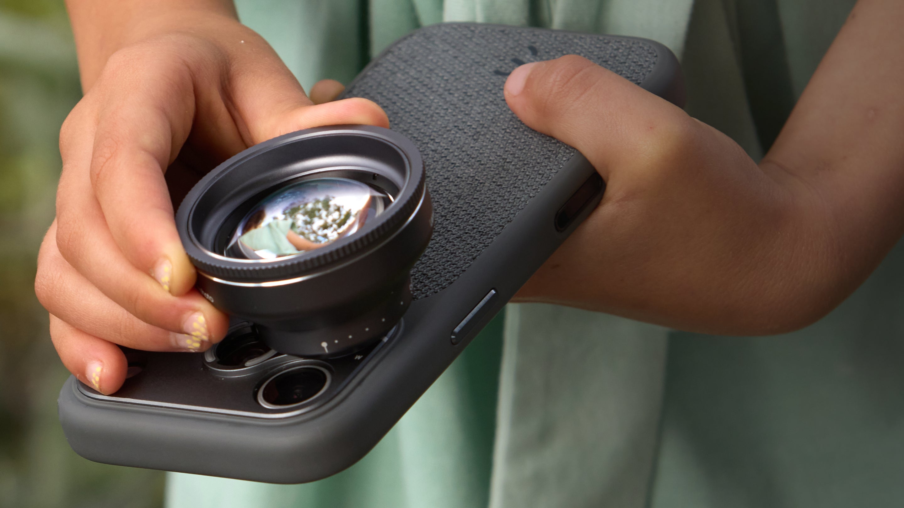 P.Series vs V.Series: How to Choose the Right ShiftCam Mobile Lens Series
