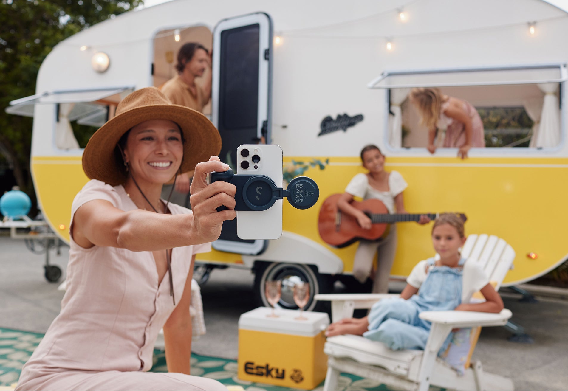 ShiftCam Gear | Pro-Grade Mobile Lenses, Grips, Filters & Lights